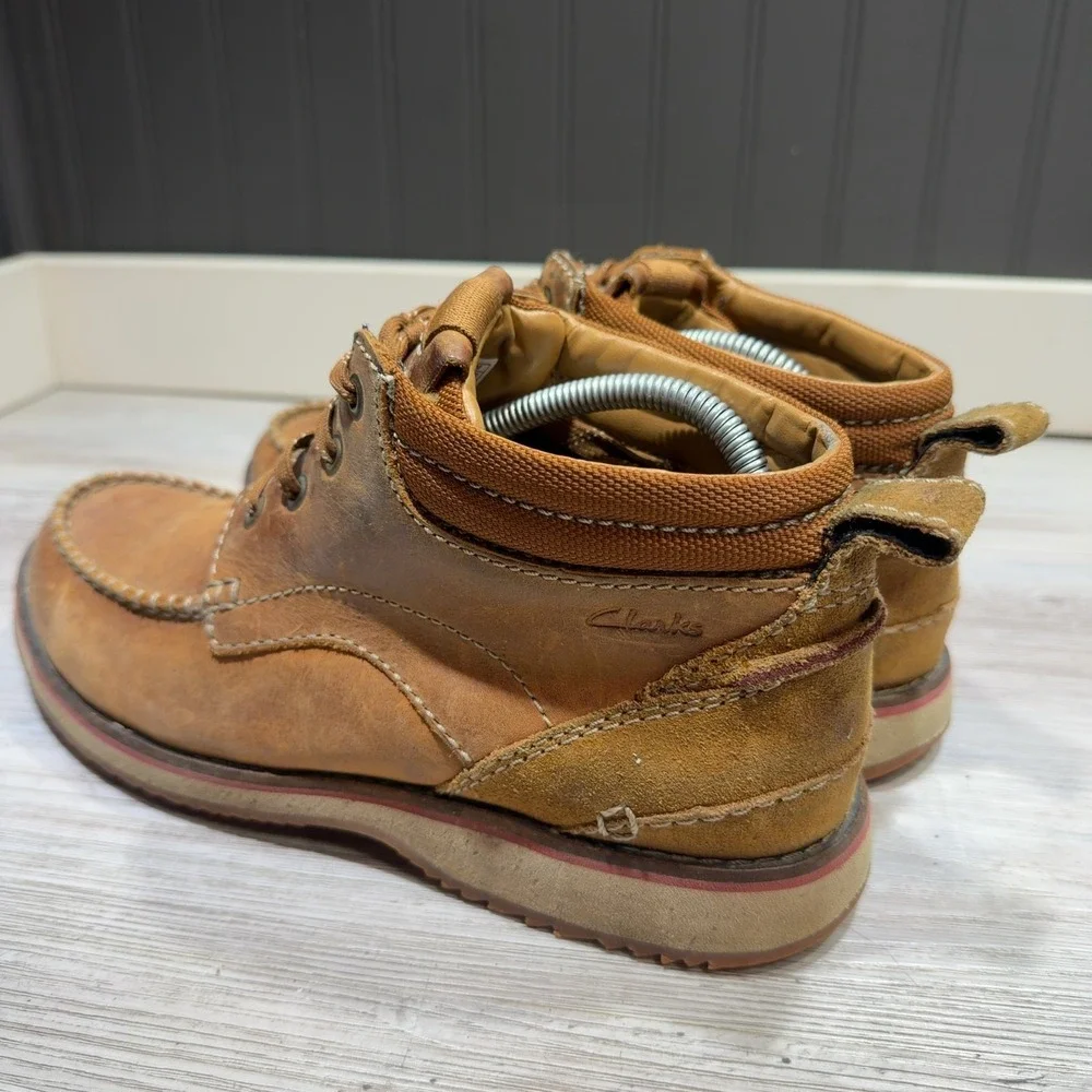Clarks Desert Brown Leather Moc Toe Ankle Boot Lace Up Men's Size 9.5 M
